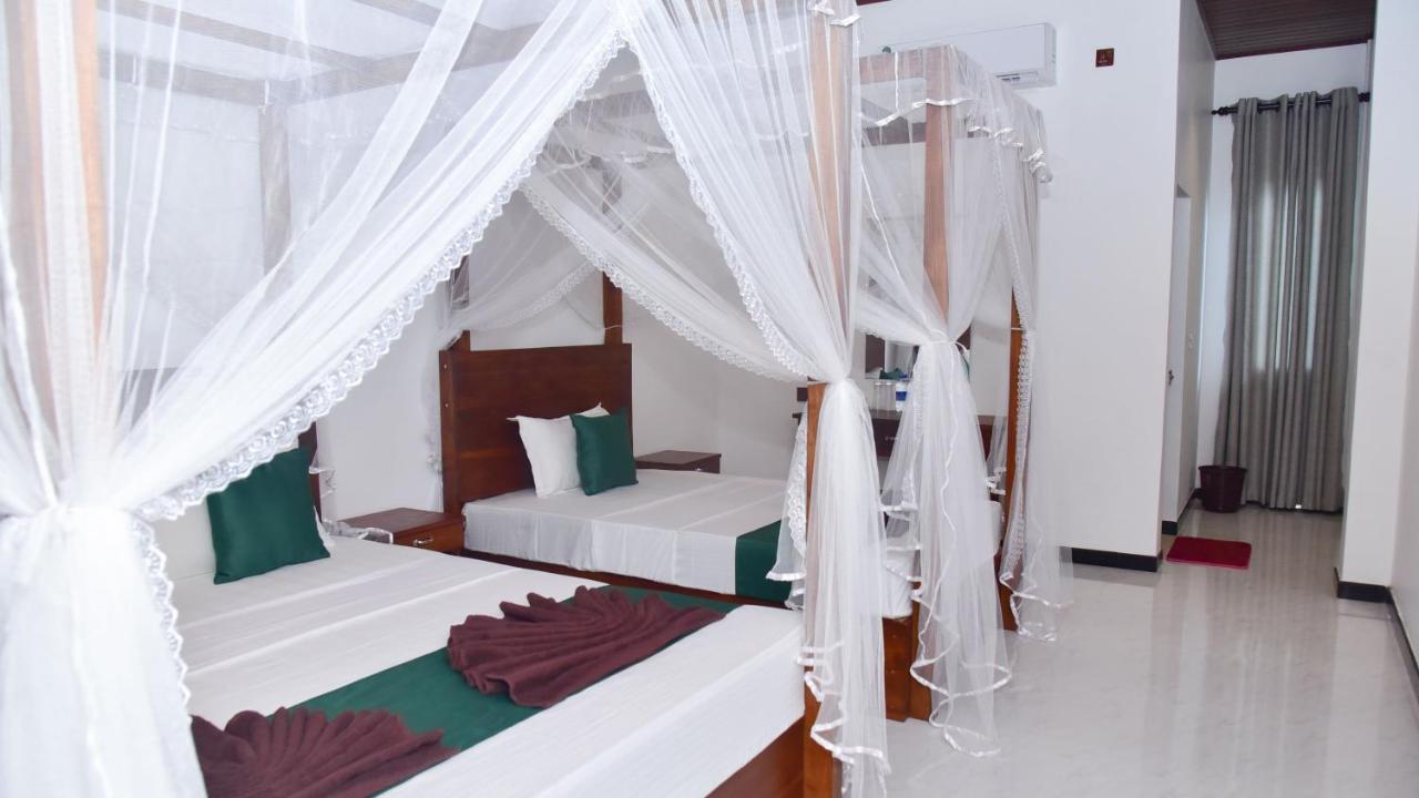 Castle View Sigiriya Hotel Exterior photo