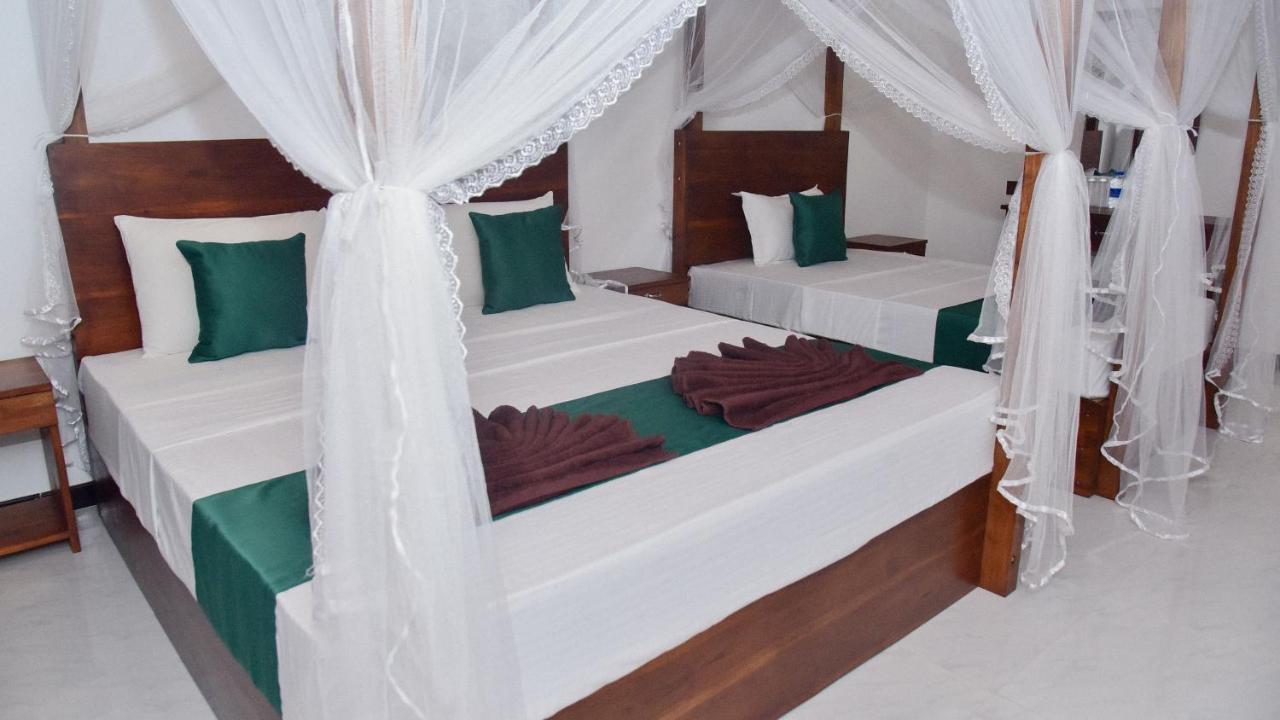 Castle View Sigiriya Hotel Exterior photo