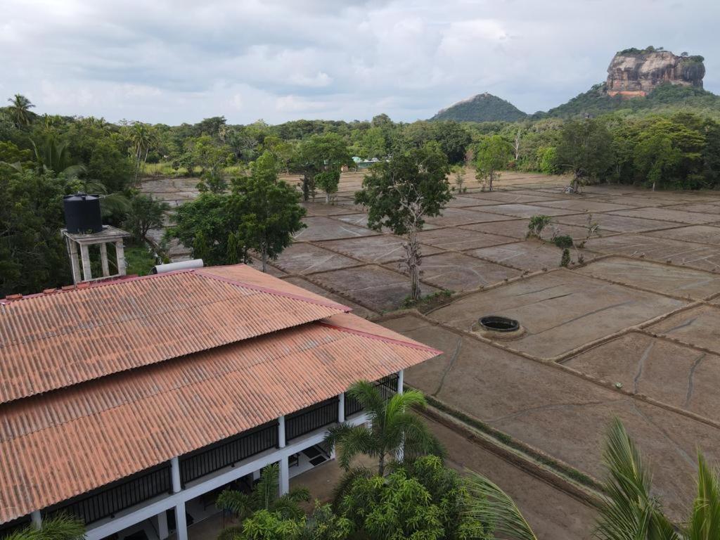 Castle View Sigiriya Hotel Exterior photo